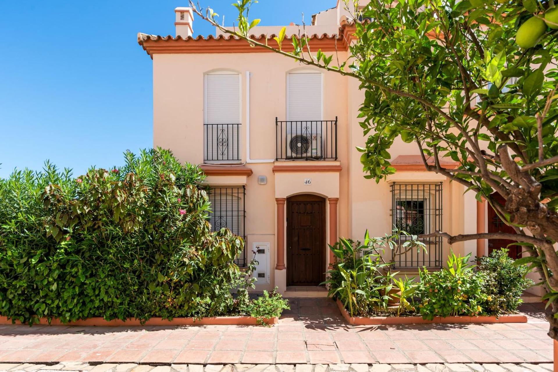 Belgravia Club Estepona Extérieur photo